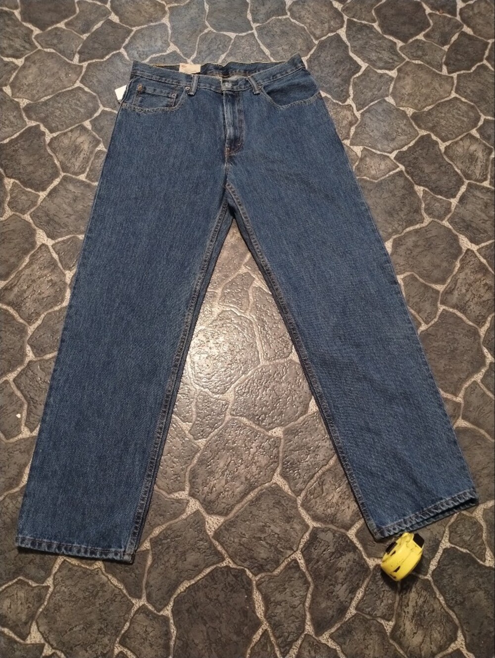 LEVIS 550 Mens Relaxed Fit jeans 34 " x 32 " NWT